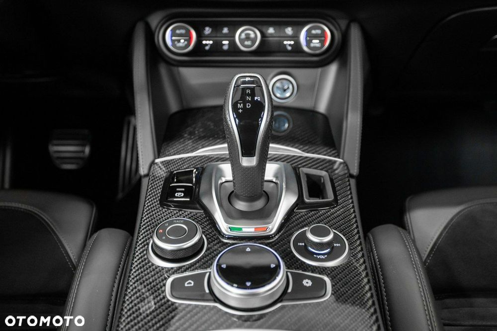Alfa Romeo Stelvio 2.9 V6 Bi-Turbo Quadrifoglio Q4 - 30