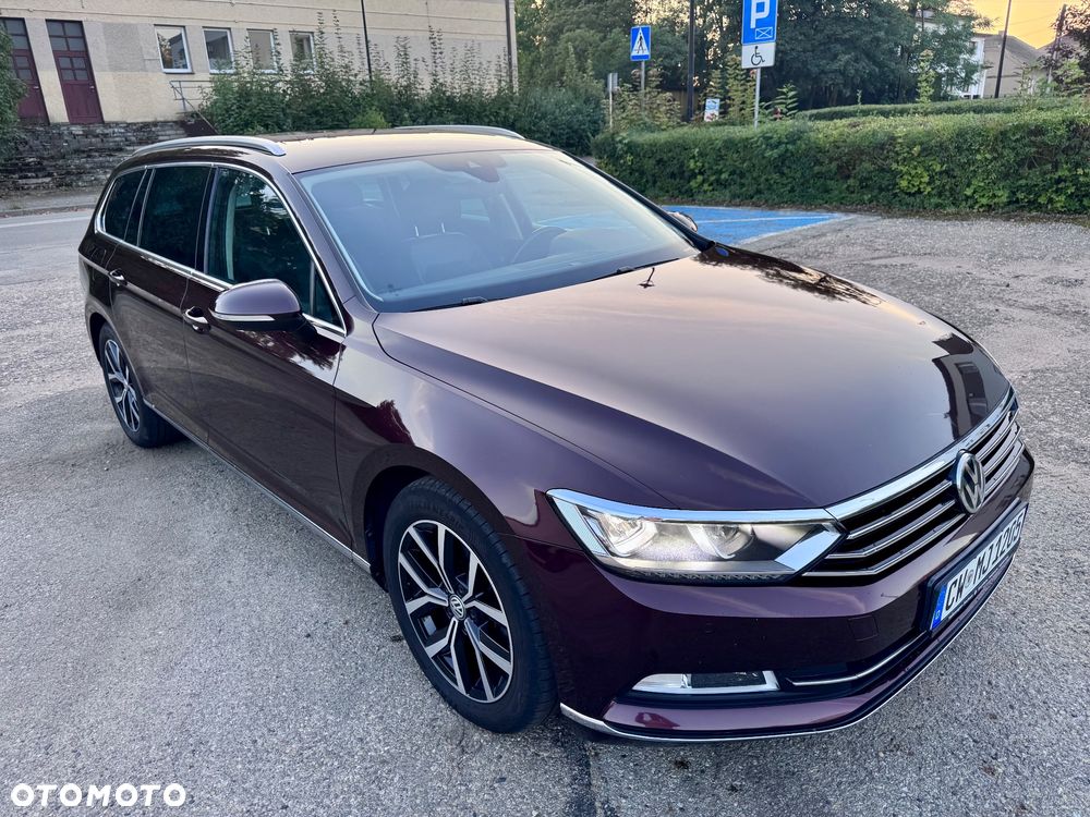 Volkswagen Passat - 11