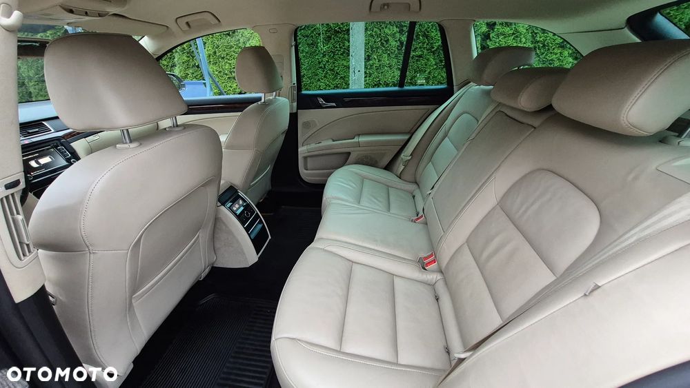 Skoda Superb 2.0 TDI L&K DSG - 21