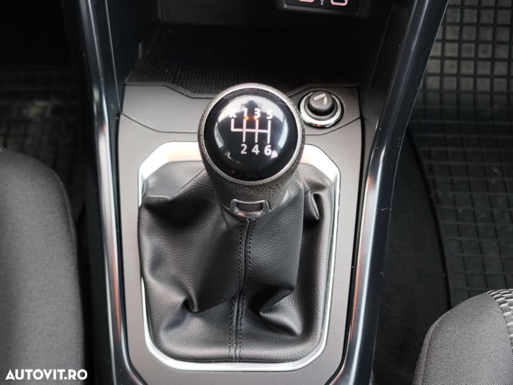 Volkswagen T-Roc 1.0 TSI Advanced - 20