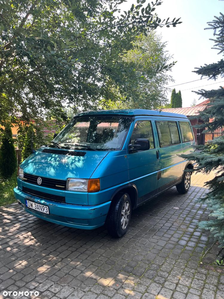 Volkswagen Multivan - 1