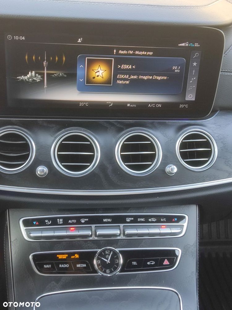 Mercedes-Benz Klasa E 220 d 4-Matic 9G-TRONIC - 20