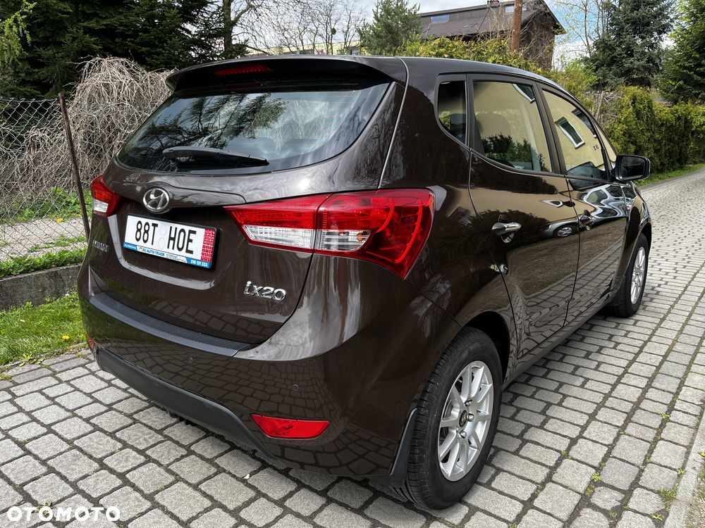 Hyundai ix20 - 7