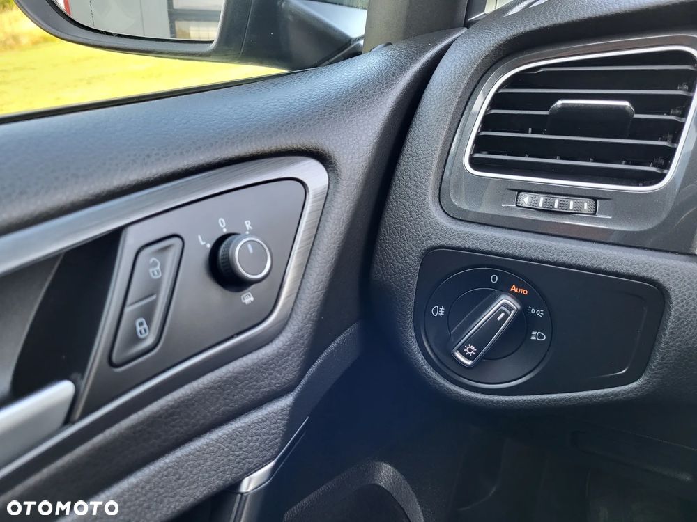 Volkswagen Golf 1.5 TSI BlueMotion ACT Highline - 34