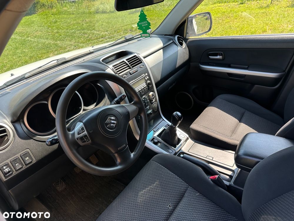 Suzuki Grand Vitara - 3