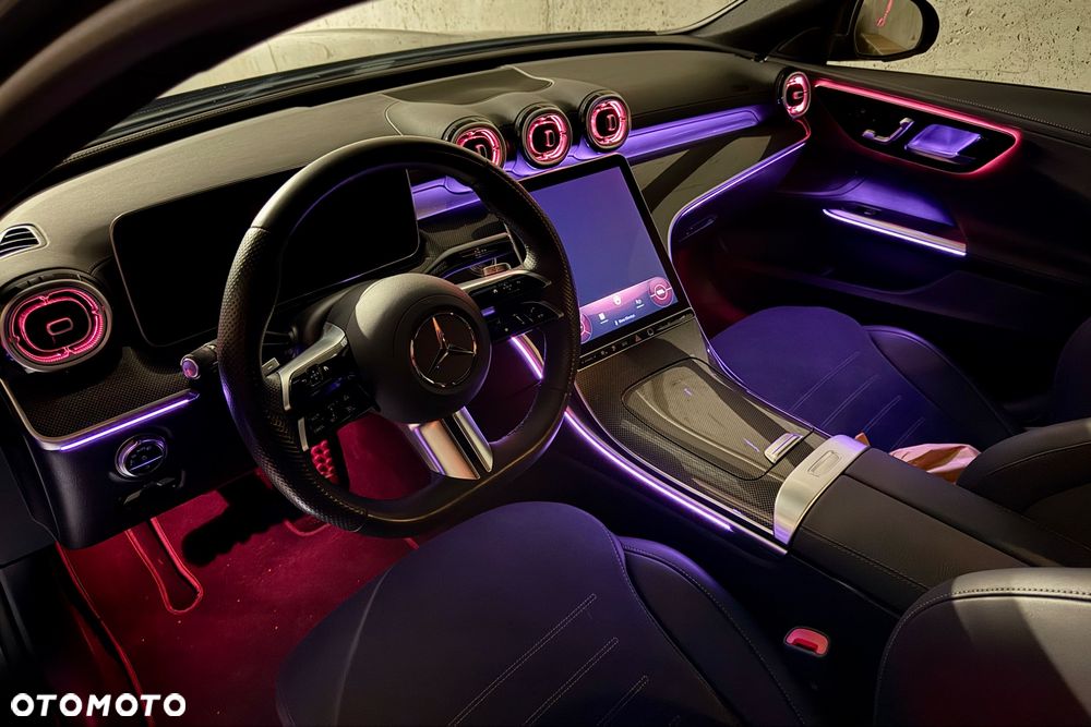 Mercedes-Benz Klasa C 300 e PHEV 4-Matic AMG - 29