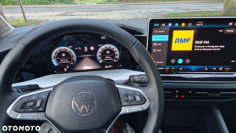 Volkswagen Golf - 29