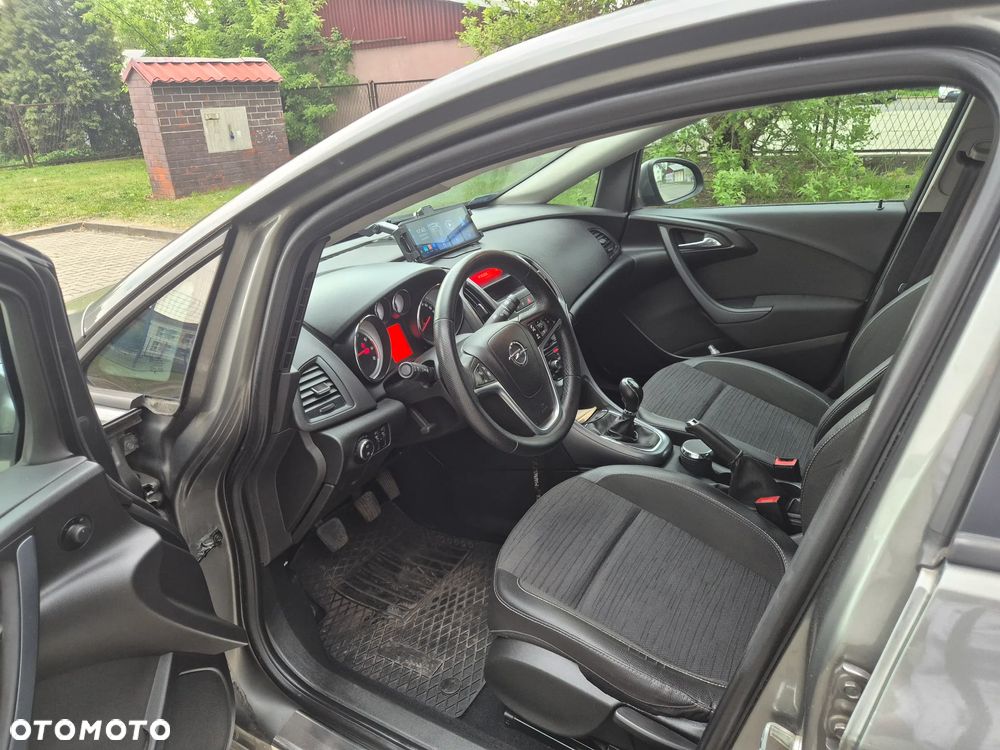 Opel Astra 1.6 Enjoy - 10