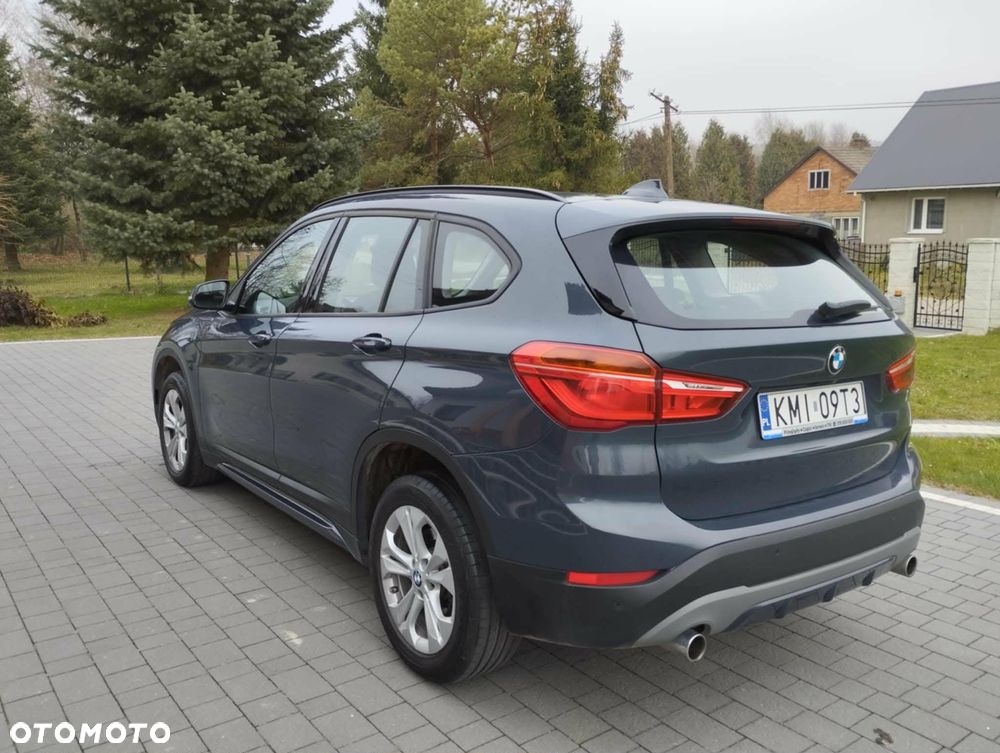 BMW X1 sDrive20d xLine - 28