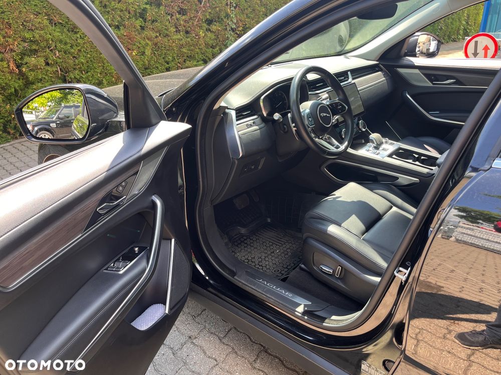 Jaguar F-Pace 2.0 P250 mHEV AWD HSE - 8