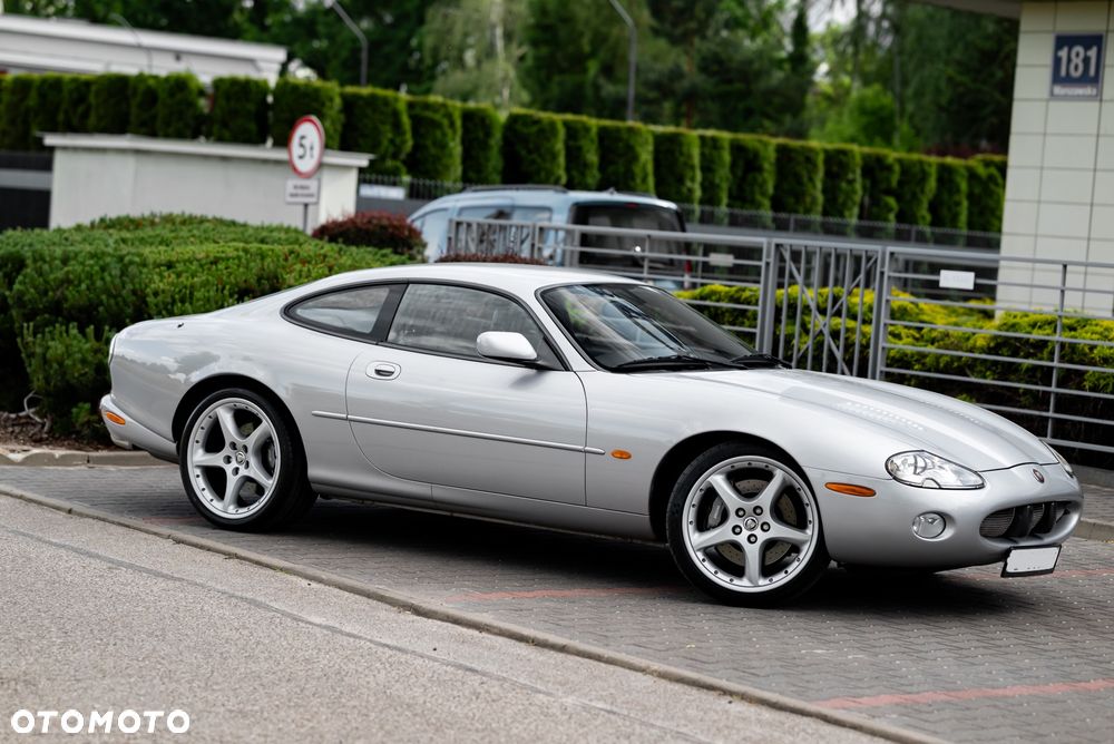 Jaguar XK8 2001