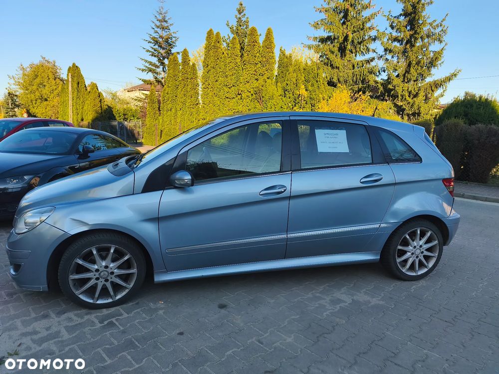 Mercedes-Benz Klasa B 200 CDI Autotronic - 1