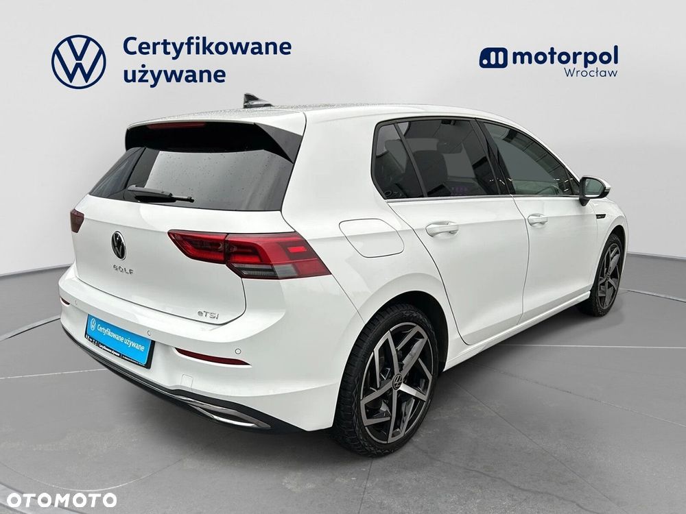 Volkswagen Golf - 16