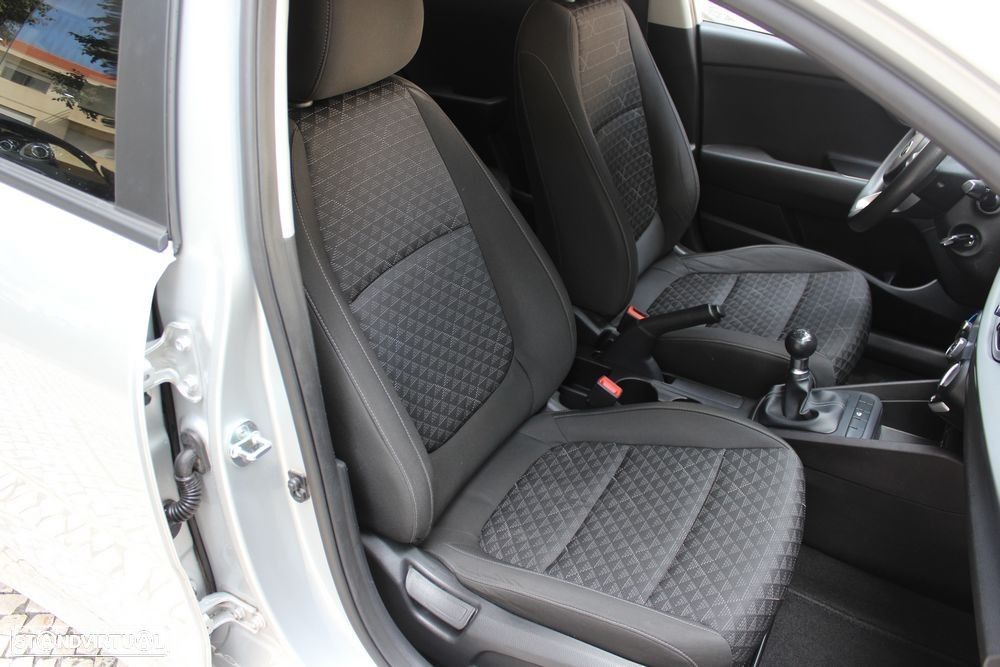 Kia Rio 1.2 CVVT Dynamic - 25