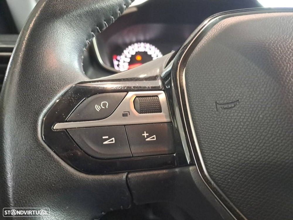 Peugeot 2008 1.6 BlueHDi Active - 16