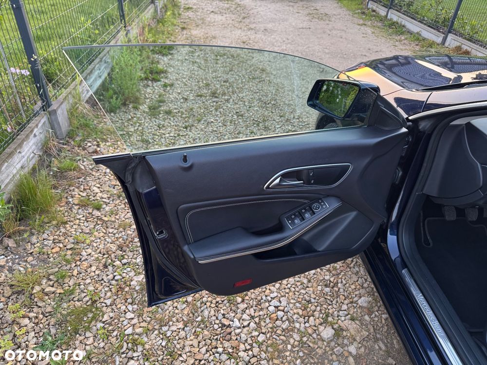Mercedes-Benz CLA 200 AMG Line - 21
