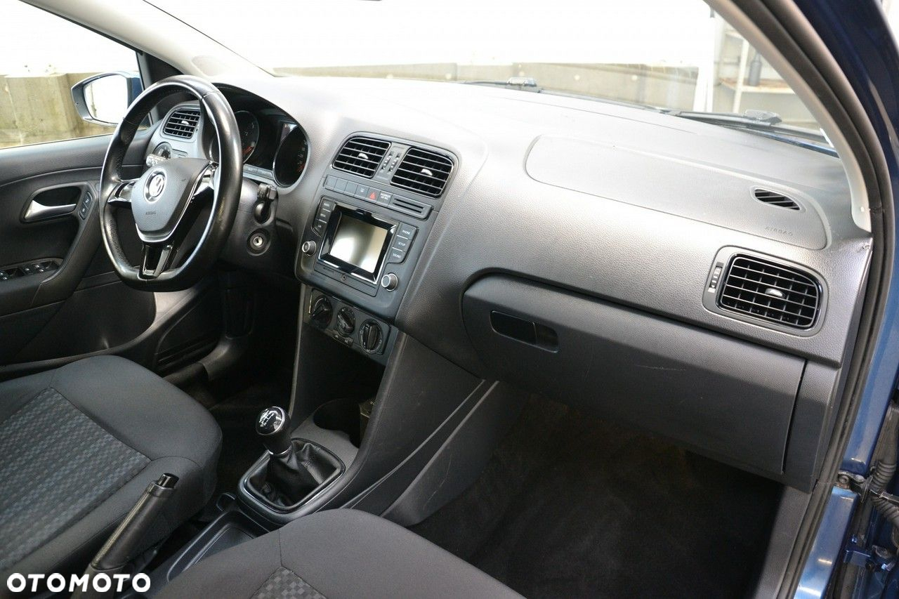 Volkswagen Polo - 25