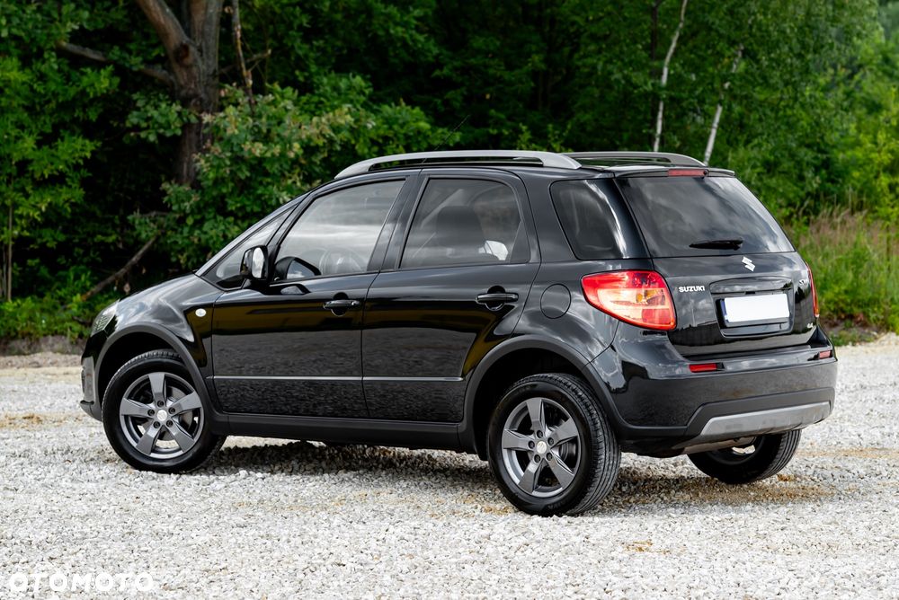 Suzuki SX4 1.6 Comfort 4WD - 13