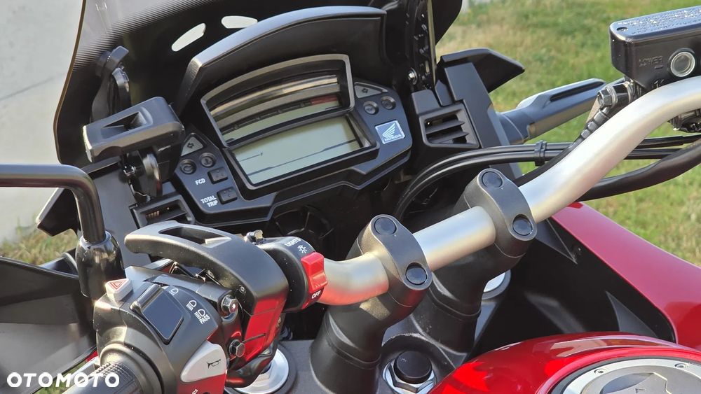 Honda VFR - 36