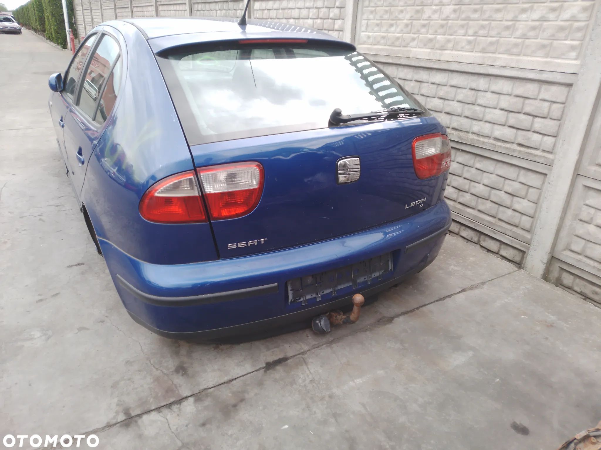SEAT LEON 98-06 1.9 TDI AHF  - ZDERZAK TYŁ L55N - 1