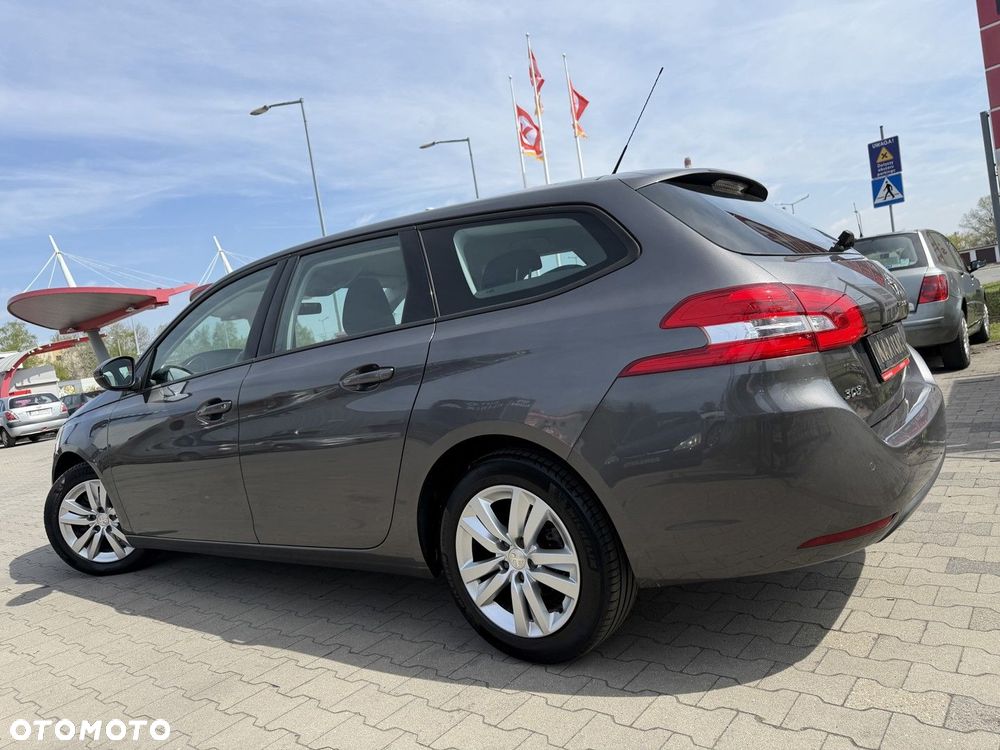 Peugeot 308 - 10