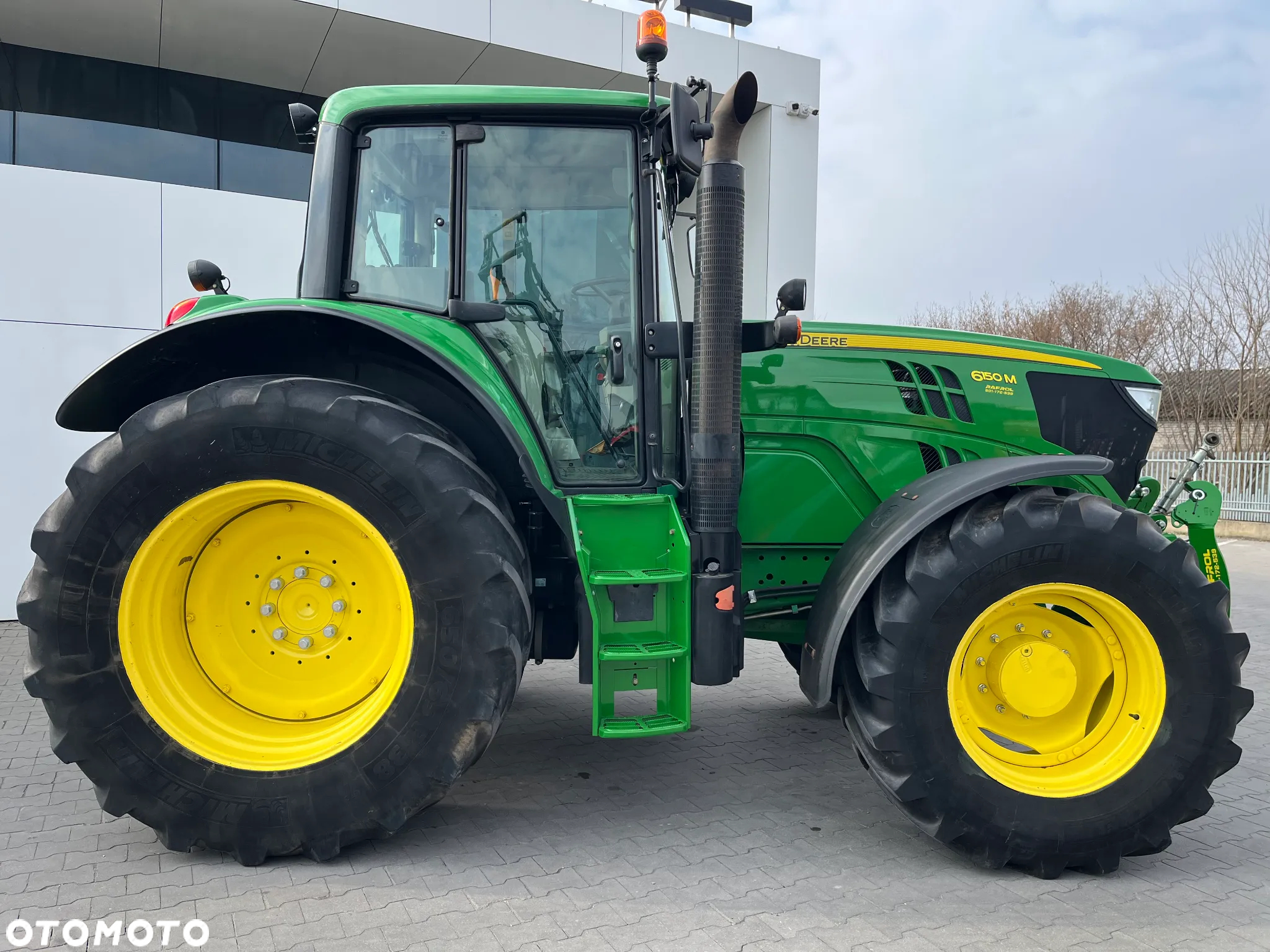 John Deere 6150 M - 9