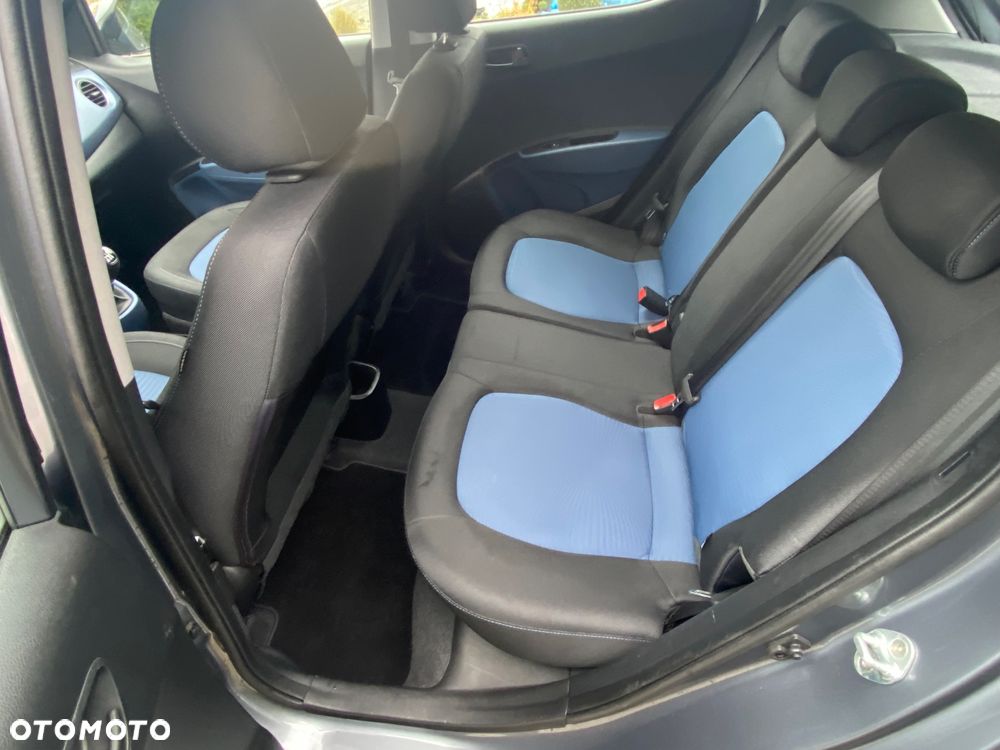 Hyundai i10 1.0 - 13