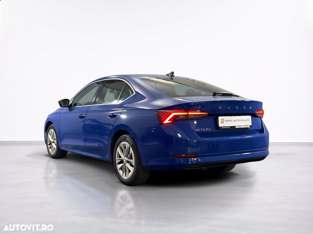 Skoda Octavia 2.0 TDI DSG Style - 4