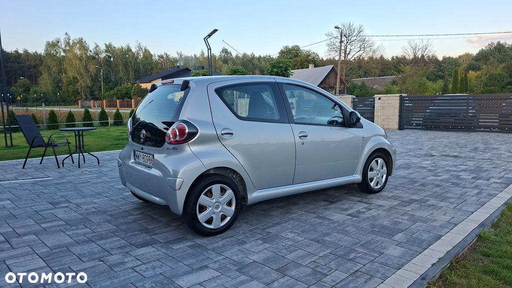 Toyota Aygo - 14