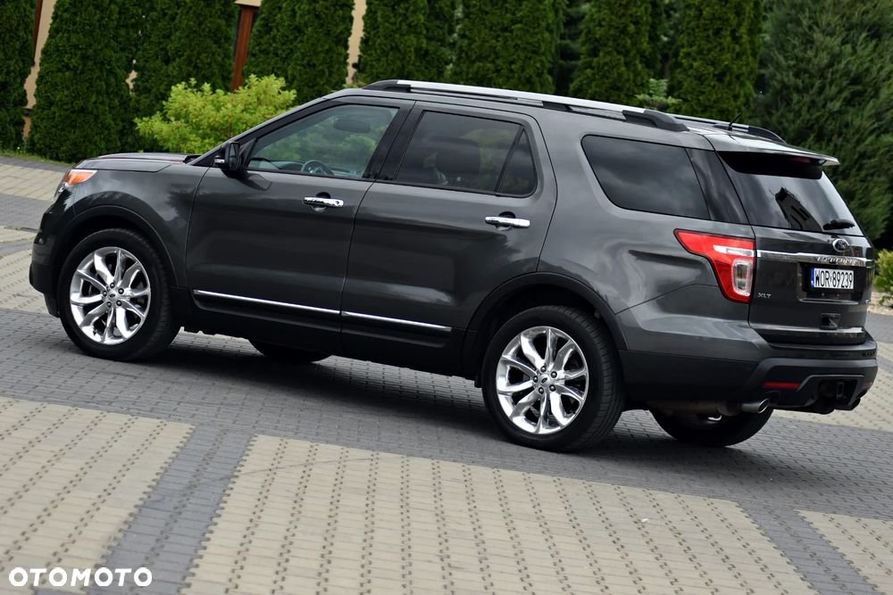 Ford Explorer - 11