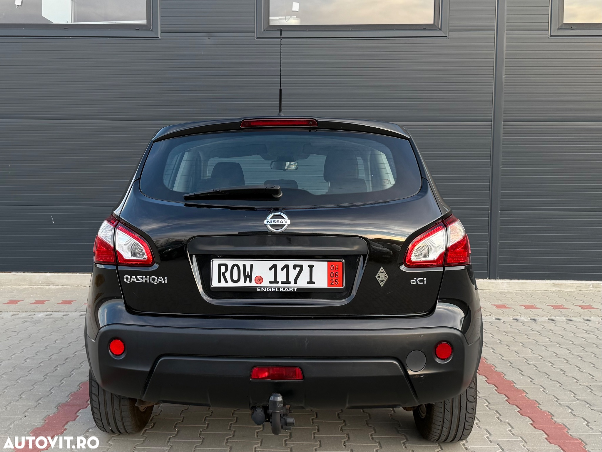 Nissan Qashqai 1.6 DCI 4 x 4 DPF Start/Stop tekna - 9