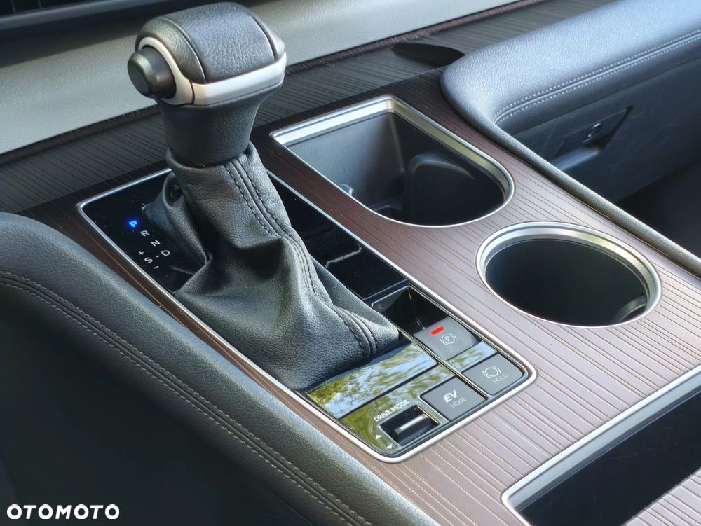 Toyota Sienna - 13