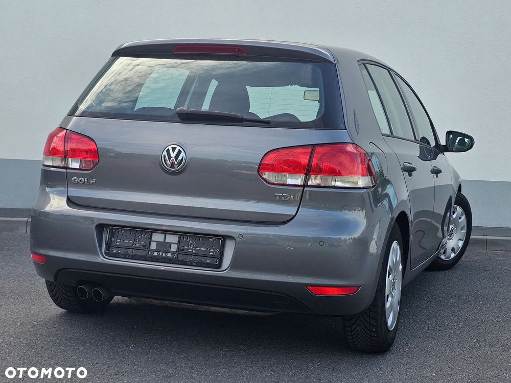 Volkswagen Golf 2.0 TDI DPF Comfortline - 5