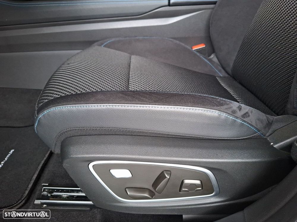 Renault Austral 1.2 E-Tech Iconic Espirit - 15