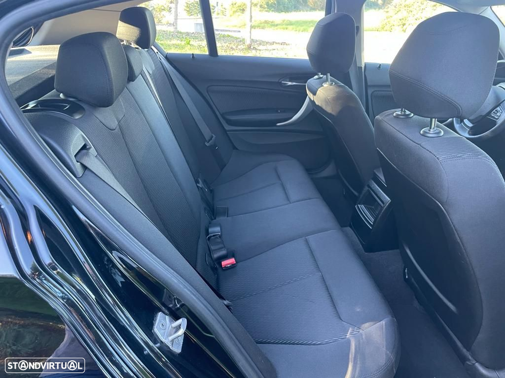 BMW 116 d EfficientDynamics - 29
