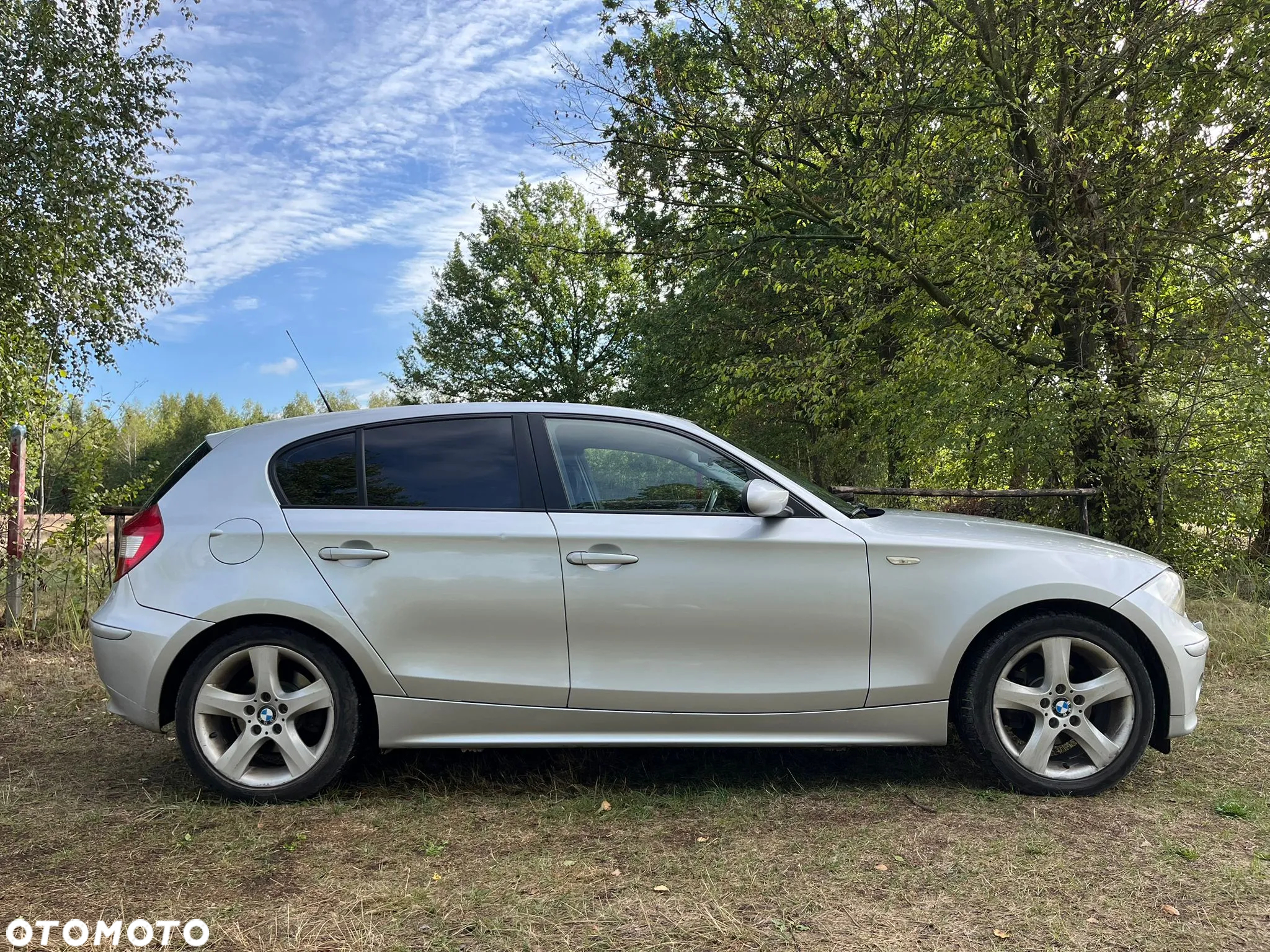 BMW Seria 1 120i - 12