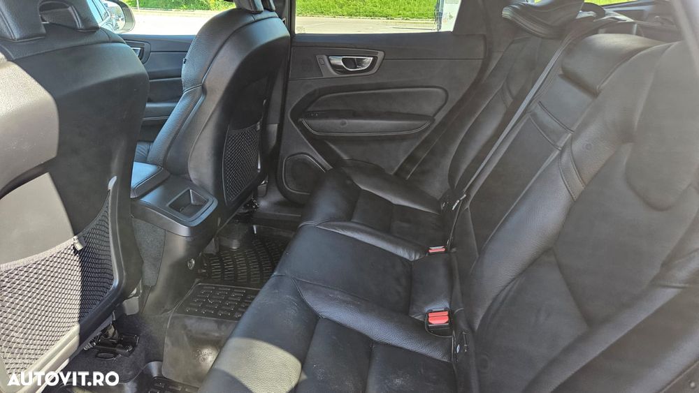 Volvo XC 60 - 6
