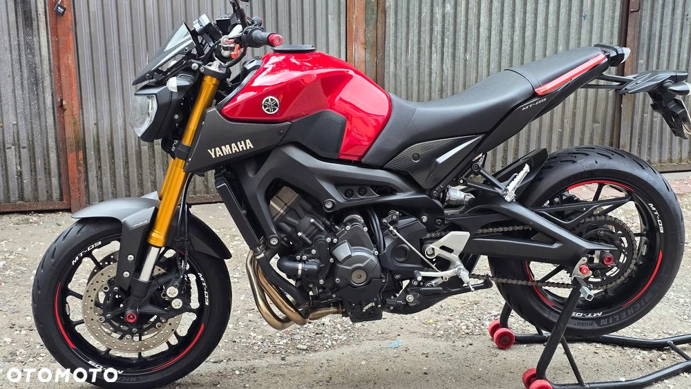 Yamaha MT - 3