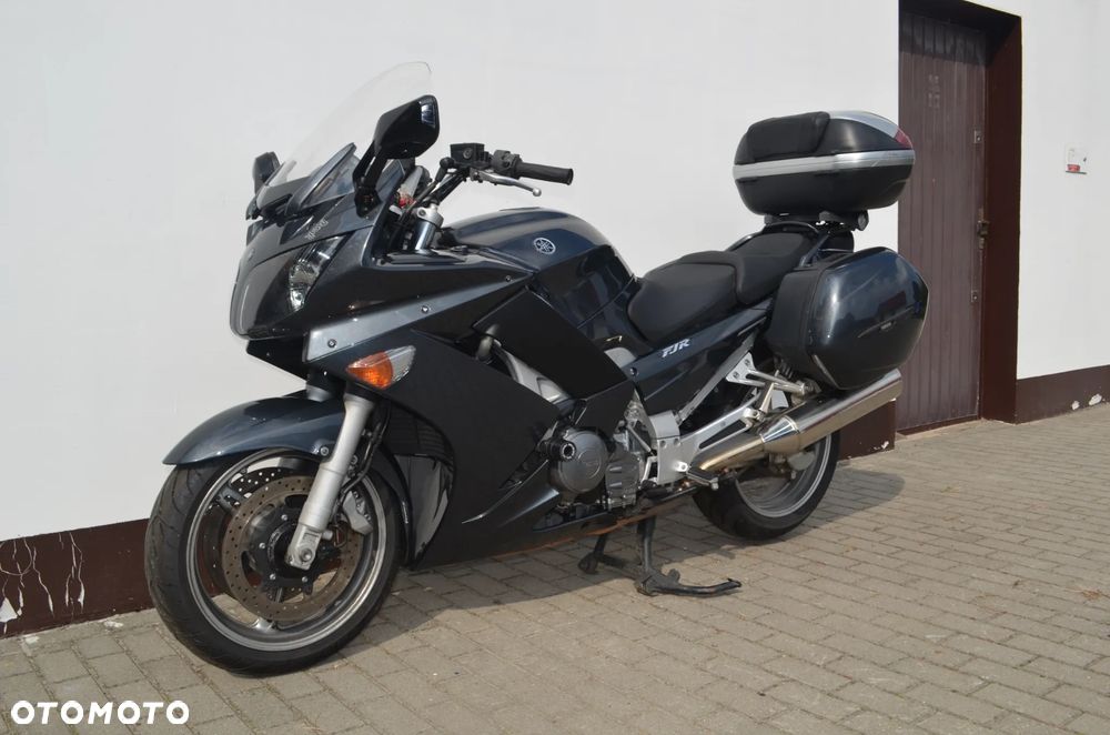Yamaha FJR - 4