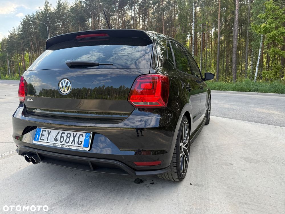 Volkswagen Polo 1.8 TSI (Blue Motion Technology) DSG GTI - 15