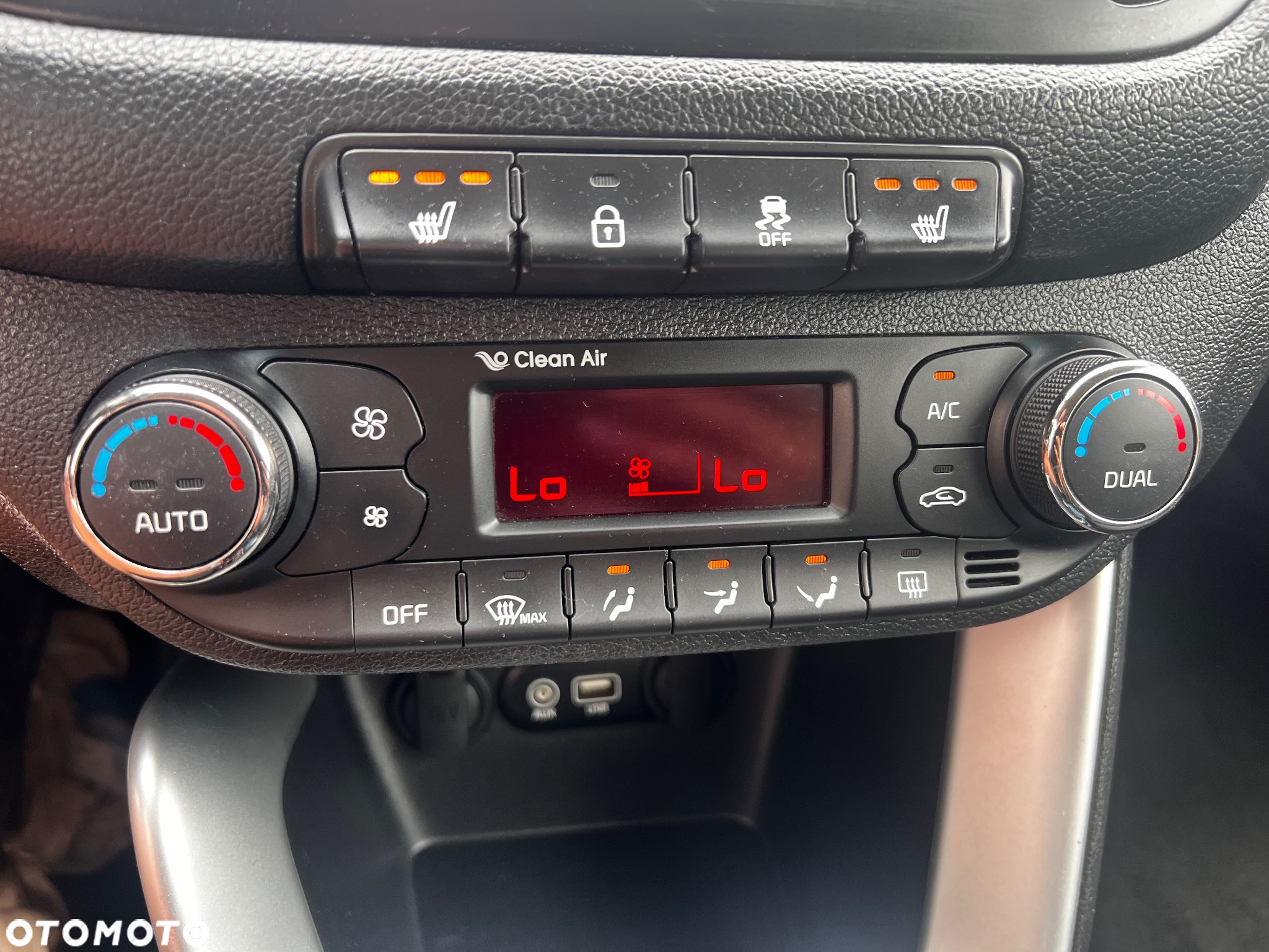 Kia Ceed 1.6 GDI Dream-Team Edition - 27