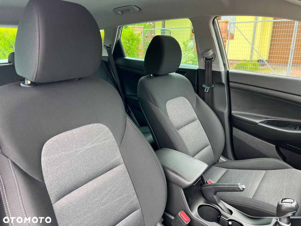 Hyundai Tucson 1.6 GDI BlueDrive Comfort 2WD - 37