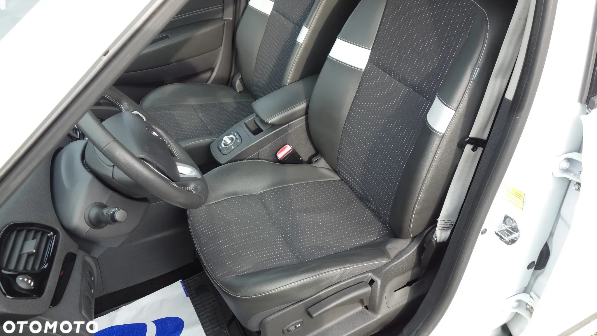 Renault Grand Scenic Gr 1.6 dCi Energy Bose Edition S&S - 15