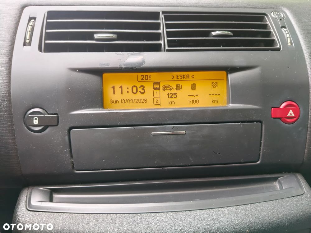 Citroën C4 1.6 16V Impress - 11