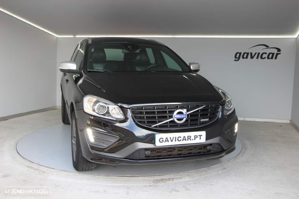 Volvo XC 60 2.0 D4 R-Design 139g Start/Stop - 19