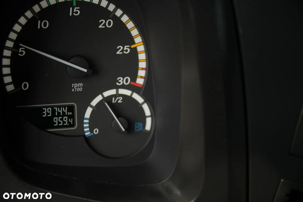 Mercedes-Benz ANTOS 1830///* 2018///* PRZEB JEDYNE 39 TYŚ///* KONTENER///* 18000KG///* ALUFELGI///* STAN JAK NOWY - 26