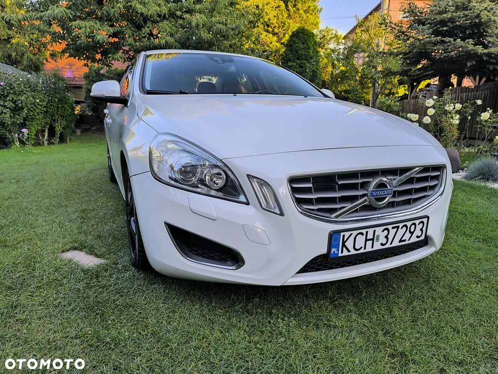 Volvo S60 D3 Summum - 25