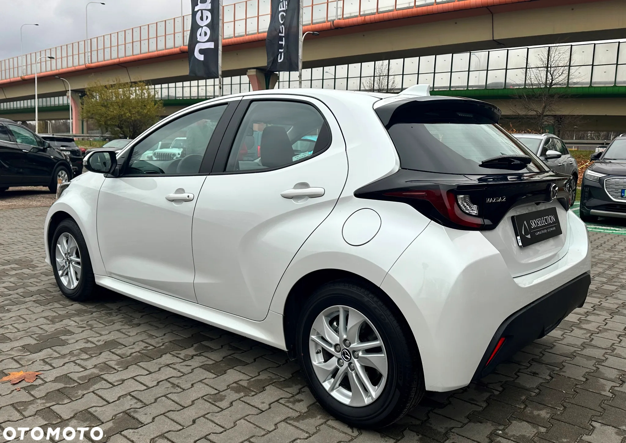 Mazda 2 - 5