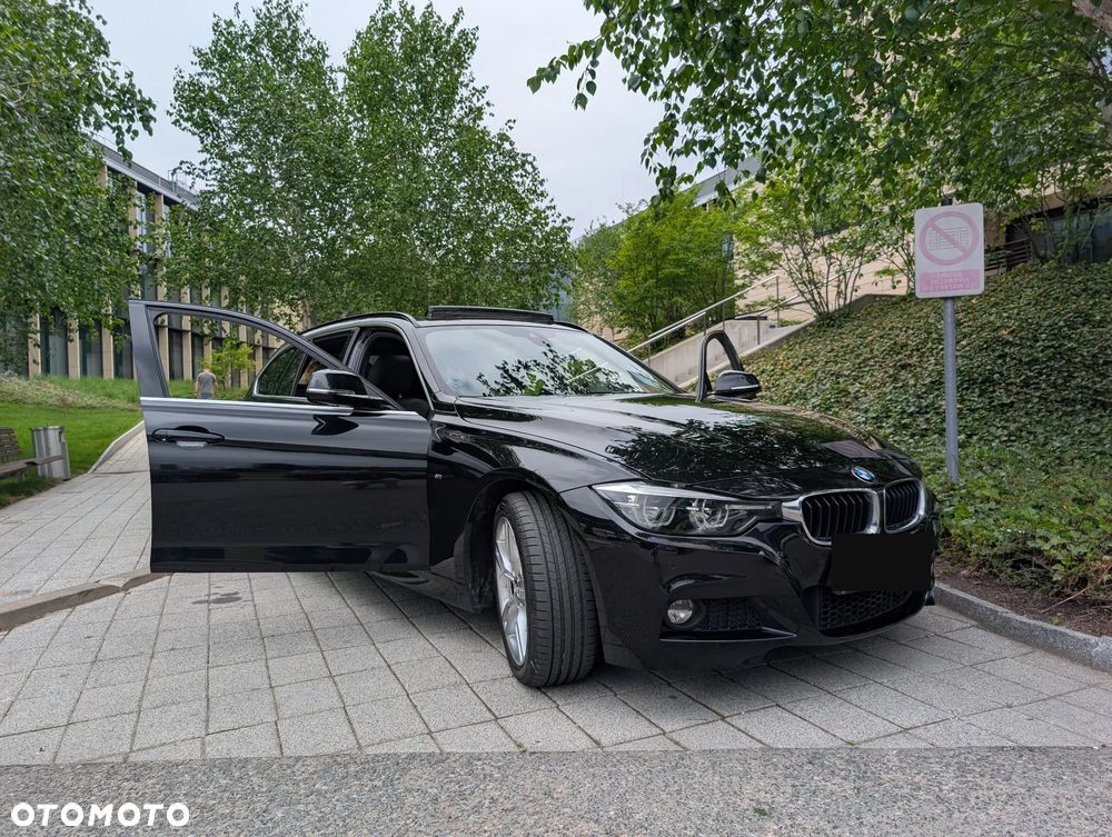 BMW Seria 3 320i xDrive M Sport Shadow sport - 4