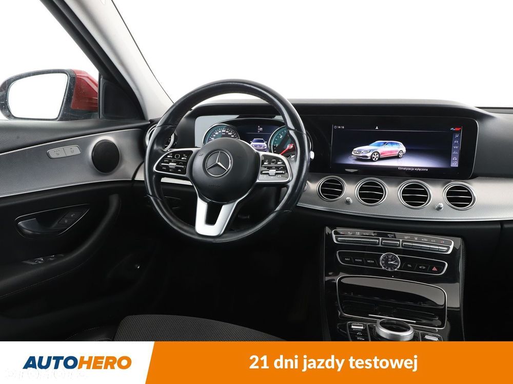 Mercedes-Benz Klasa E 220 d Avantgarde - 13